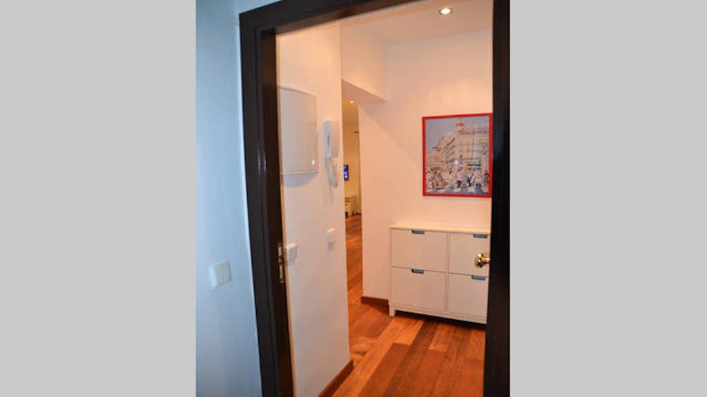 Apartamento Antonio Apartment Madrid Exterior photo