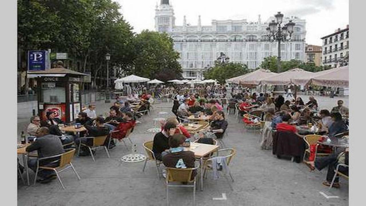 Apartamento Antonio Apartment Madrid Exterior photo